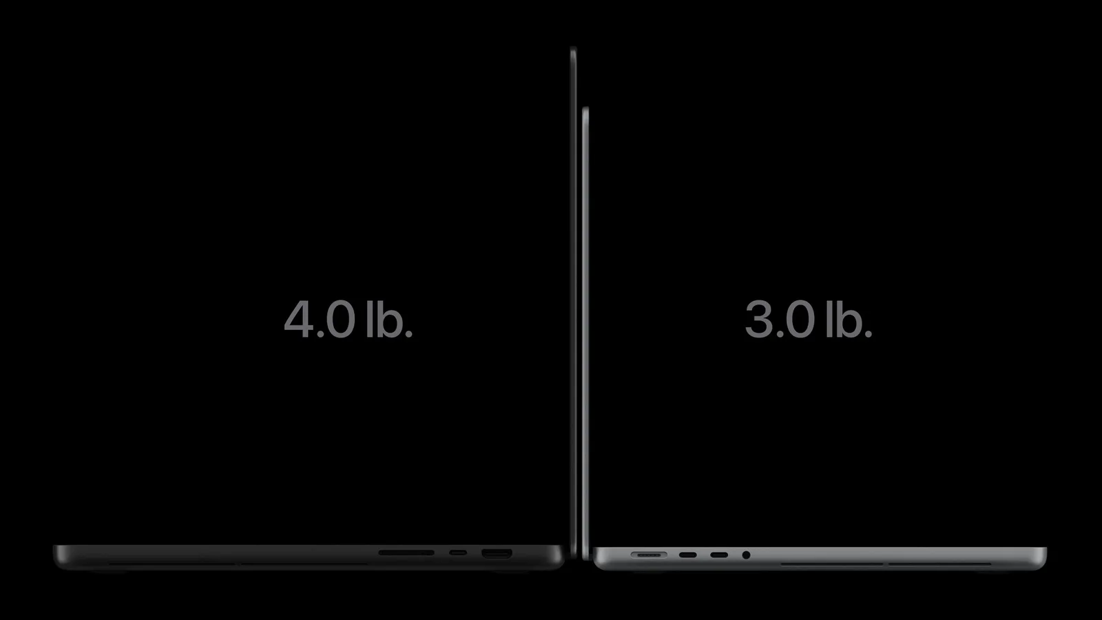 Les deux MacBook Pro vus de profil, avec leur poids : 4,0 livres et 3,0 livres